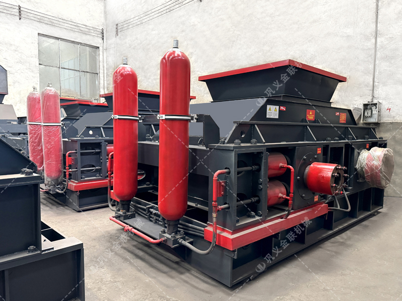 低轉速高壓力對輥制砂機，憑什么成為高品質機制砂的 “粒形守護神”？